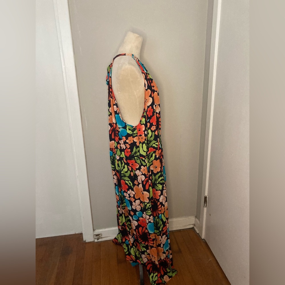 BloomChic Tropical Dress - Picture 3 of 5